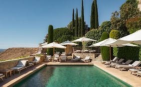 Hotel Crillon Le Brave  5*